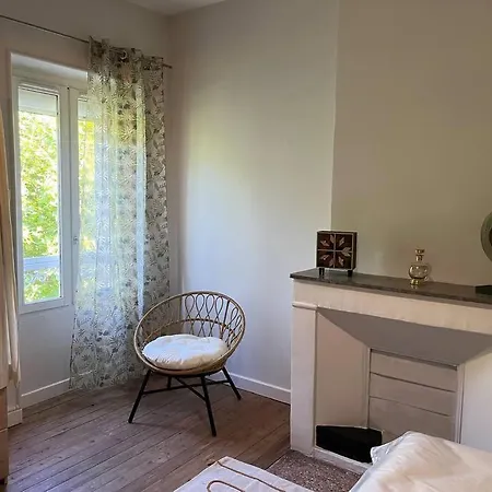 Tres Bel Appartement Tout Proche Du Centre Ville Montélimar Exterior foto